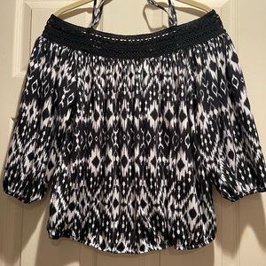 Cute Off The Shoulder Top/Blouse